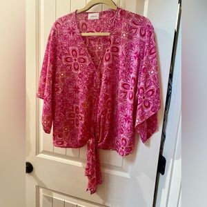 EEUC Adrienne boutique brand top